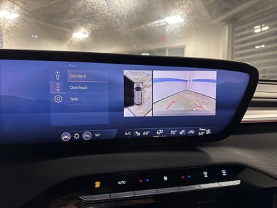 2025 Buick Enclave Preferred w/ Technology Pkg