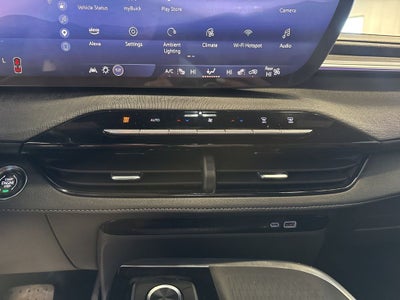 2025 Buick Enclave Preferred 1SD AWD w/ Technology Pkg