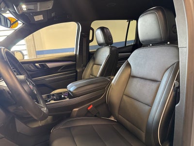 2025 Buick Enclave Preferred 1SD AWD w/ Technology Pkg