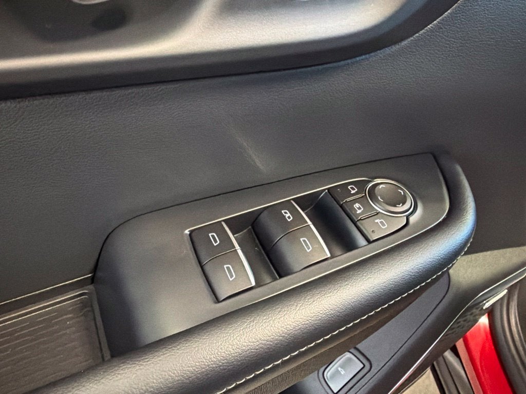 2026 Buick Enclave Sport Touring w/ Technology & Tow Pkg