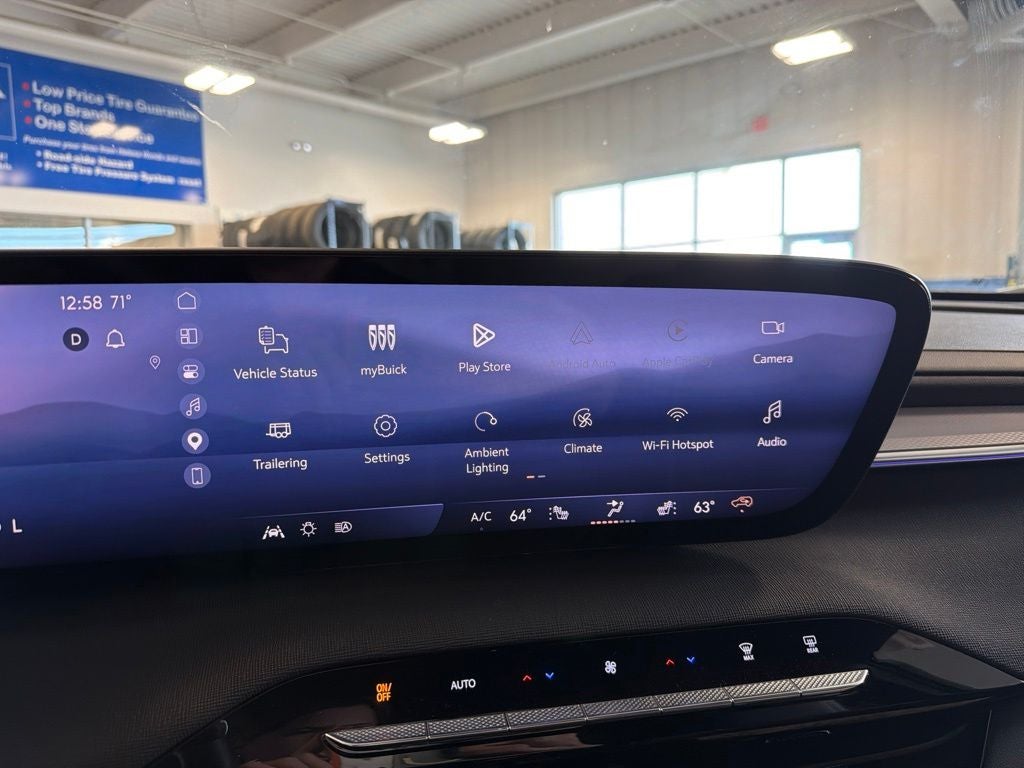 2026 Buick Enclave Sport Touring 1SM w/ Technology & Trailering Pkg