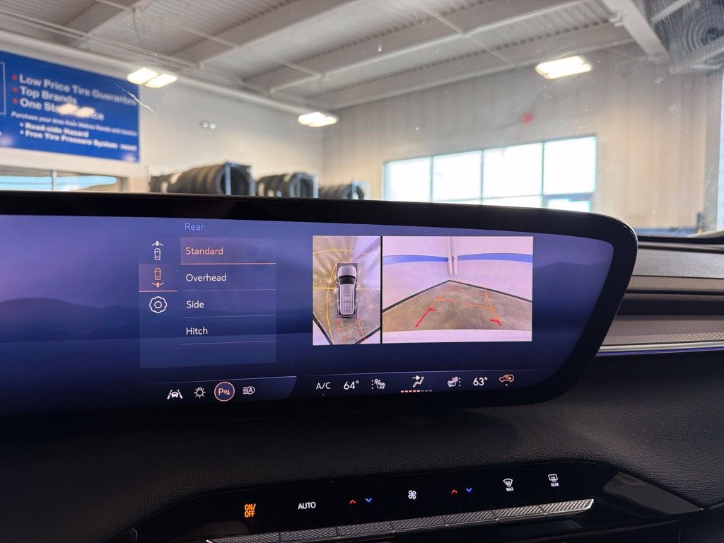 2026 Buick Enclave Sport Touring 1SM w/ Technology & Trailering Pkg