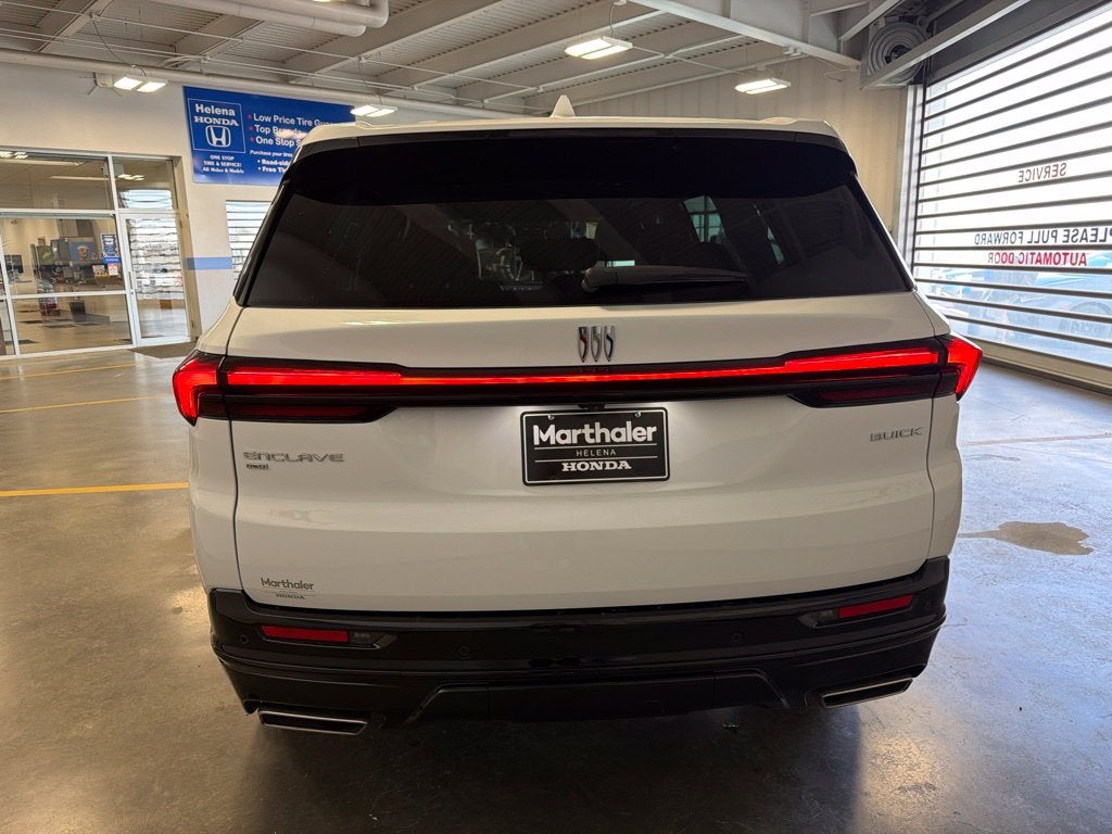 2026 Buick Enclave Sport Touring w/ Technology & Towing Pkg