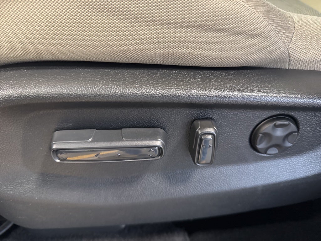 2019 Honda CR-V EX w/ Heated Seats