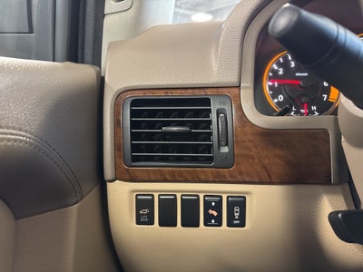 2015 Nissan Armada SL w/ Moonroof