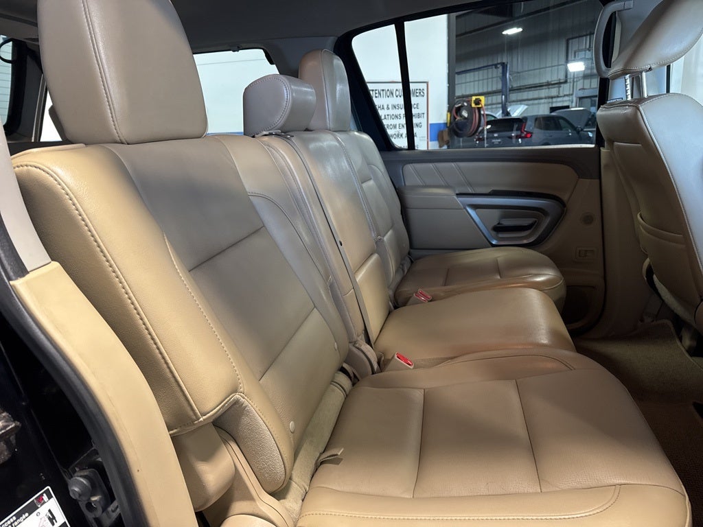 2015 Nissan Armada SL w/ Moonroof