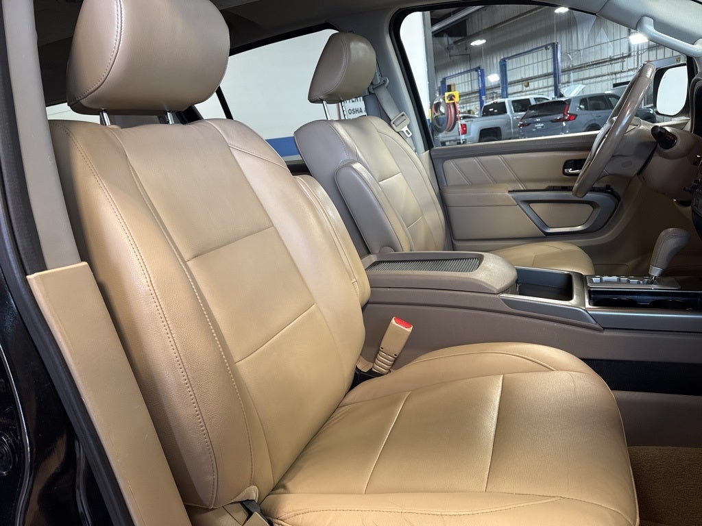 2015 Nissan Armada SL w/ Moonroof