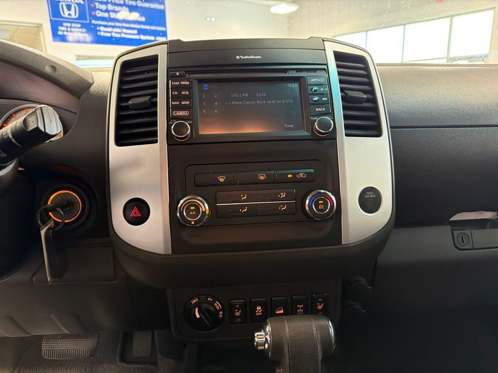 2014 Nissan Xterra PRO-4X w/ Leather & Tow Pkg