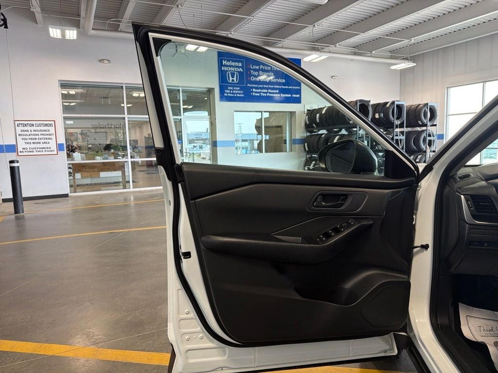 2024 Nissan Rogue S w/ Cargo Pkg