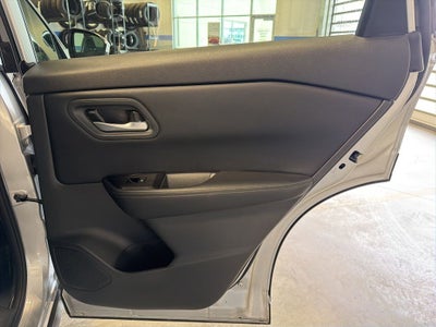 2025 Nissan Rogue SV w/ Pro-Pilot Assit
