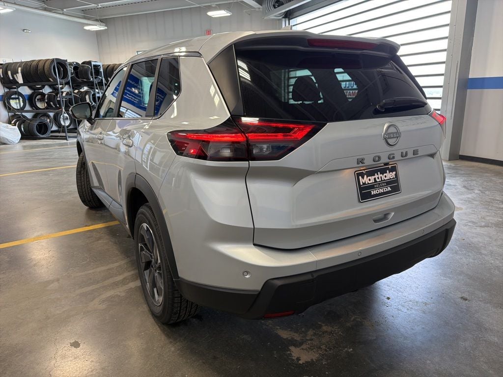 2025 Nissan Rogue SV w/ Pro-Pilot Assit