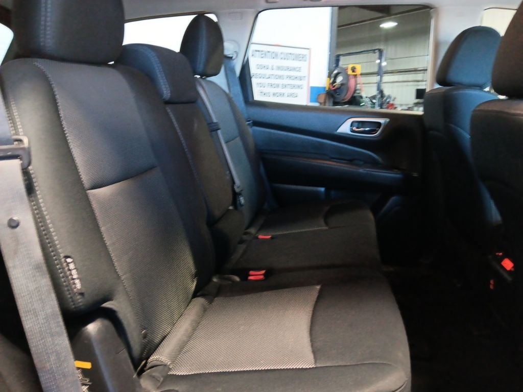 2018 Nissan Pathfinder S AWD