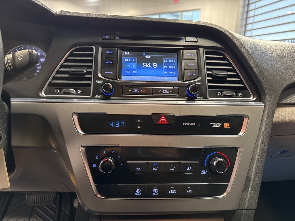 2015 Hyundai Sonata SE w/ Popular Equipment Pkg