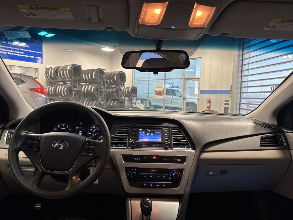 2015 Hyundai Sonata SE w/ Popular Equipment Pkg