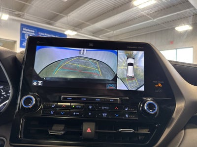 2021 Toyota Highlander Limited w/ Birds Eye View