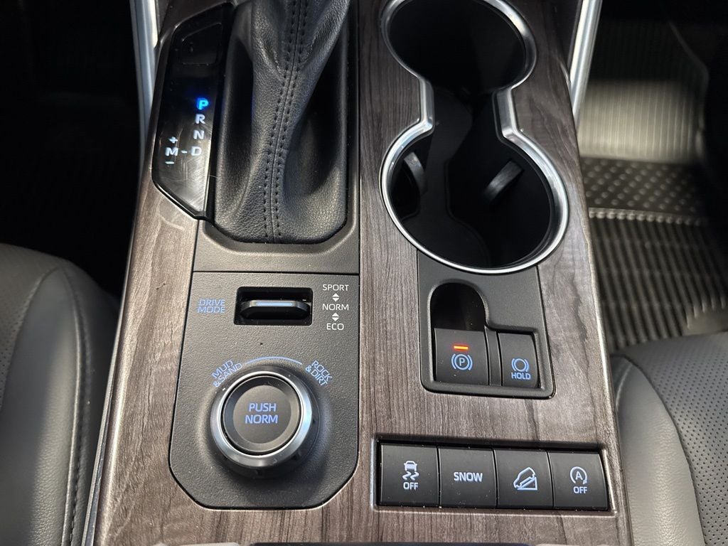 2021 Toyota Highlander Limited w/ Birds Eye View