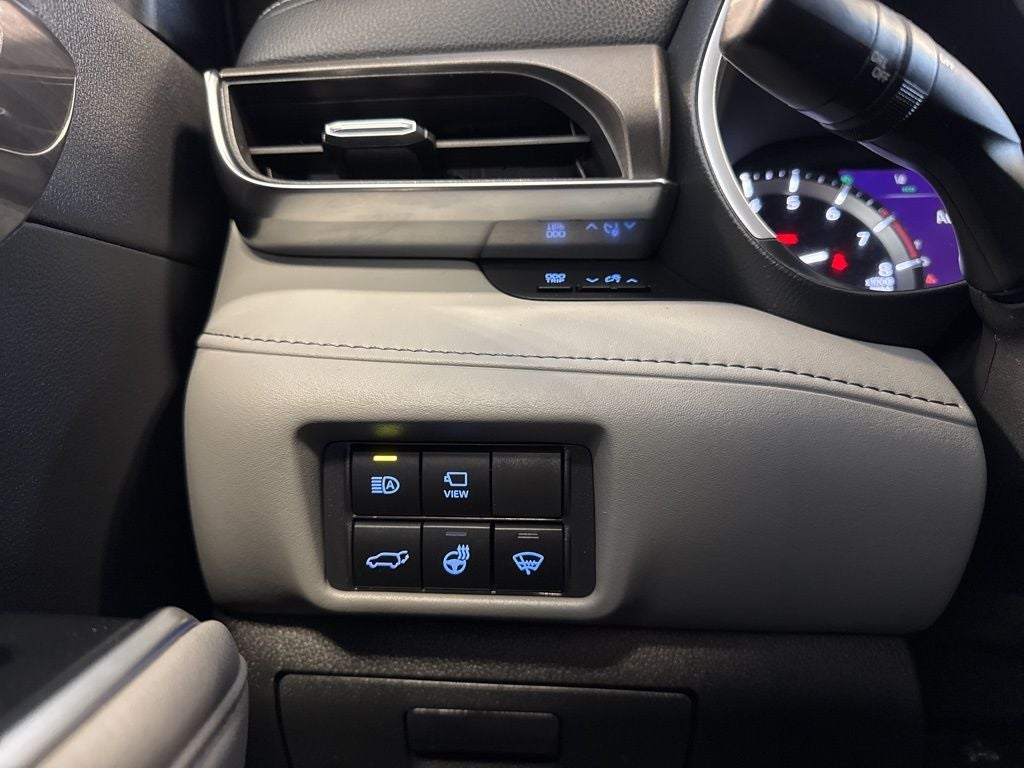 2021 Toyota Highlander Limited w/ Birds Eye View