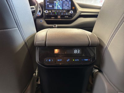 2021 Toyota Highlander Limited w/ Birds Eye View