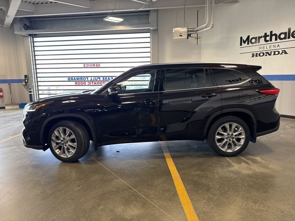 2021 Toyota Highlander Limited w/ Birds Eye View