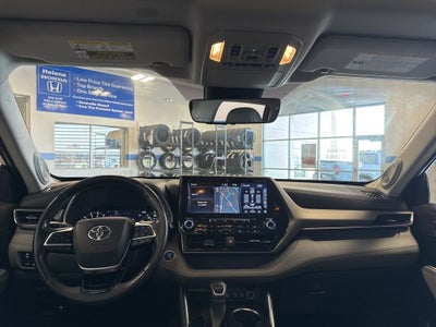 2021 Toyota Highlander Limited w/ Birds Eye View