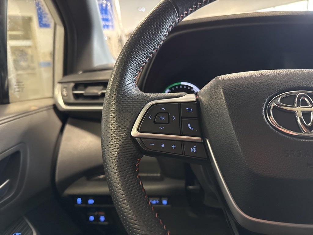 2024 Toyota Sienna XSE AWD 7 Passenger w/ Nav