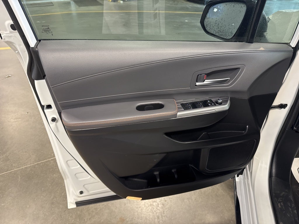 2024 Toyota Sienna XSE AWD 7 Passenger w/ Nav