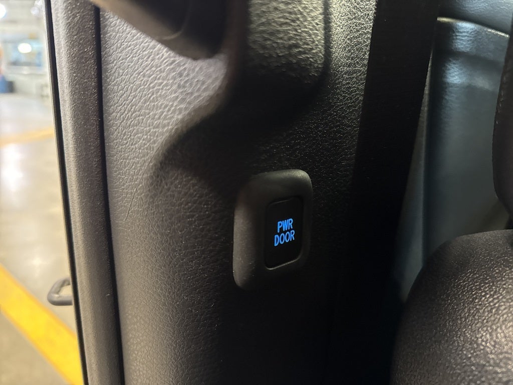 2024 Toyota Sienna XSE AWD 7 Passenger w/ Nav