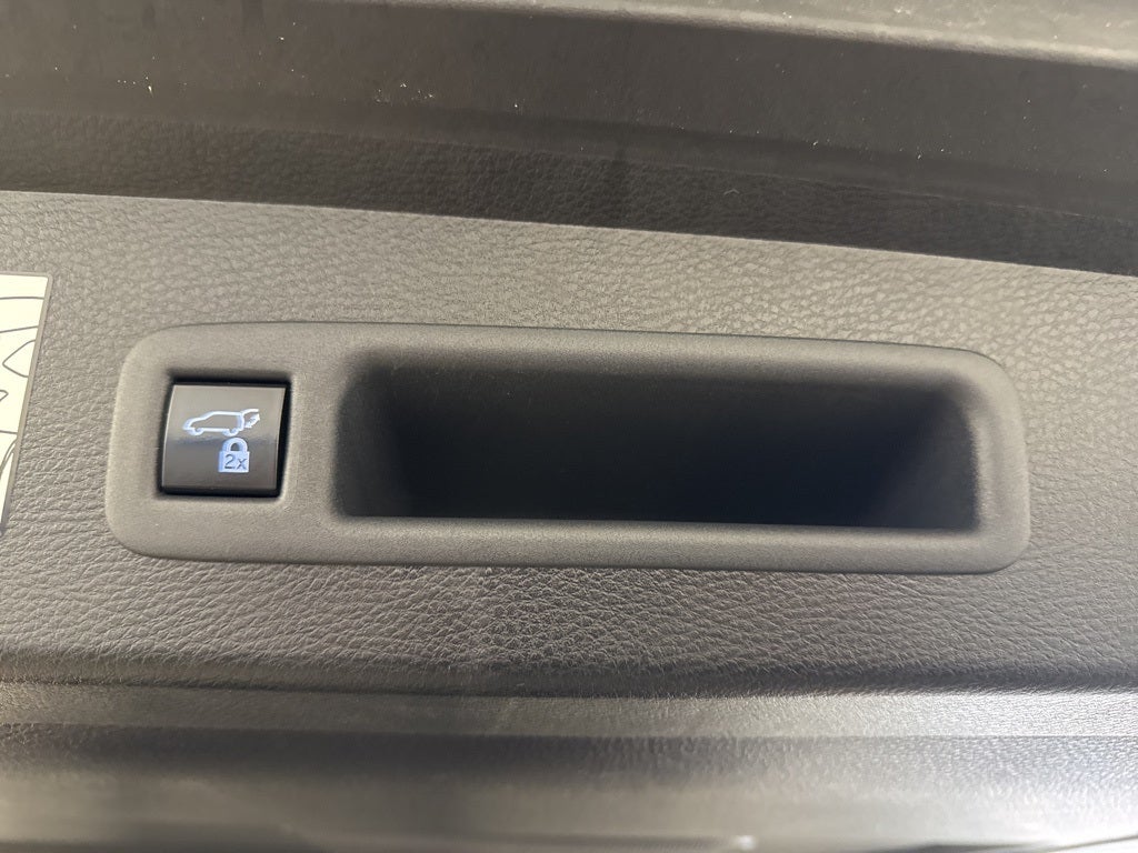 2024 Toyota Sienna XSE AWD 7 Passenger w/ Nav