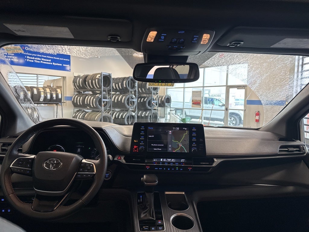 2024 Toyota Sienna XSE AWD 7 Passenger w/ Nav