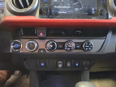 2018 Toyota Tacoma TRD Off-Road w/ Nav V6