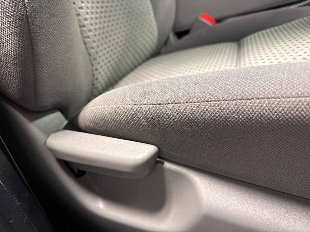 2012 Toyota Tundra Grade 4.6L V8 w/ Convenience Pkg