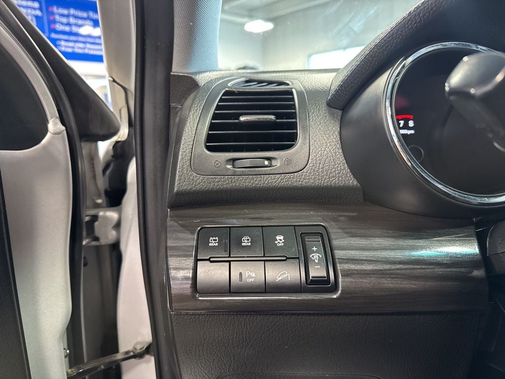 2012 Kia Sorento SX V6