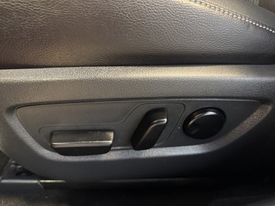 2025 Mazda Mazda CX-50 2.5 S Premium Package w/ Pano Roof & Adaptive Cruise