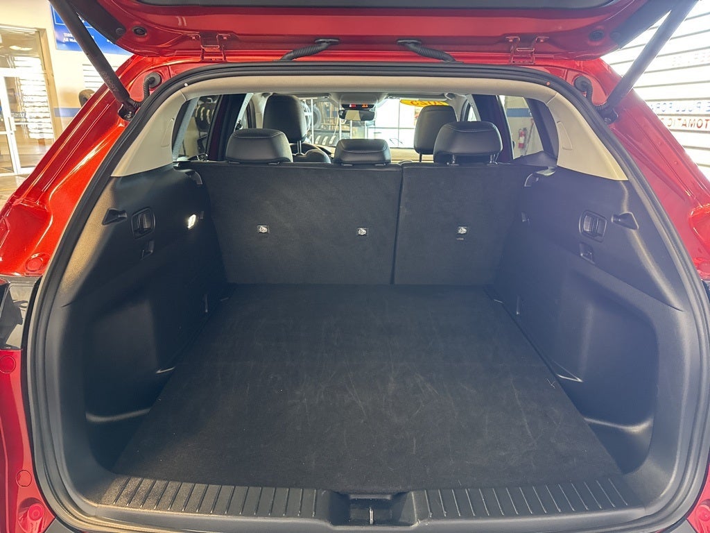 2025 Mazda Mazda CX-50 2.5 S Premium Package w/ Pano Roof & Adaptive Cruise