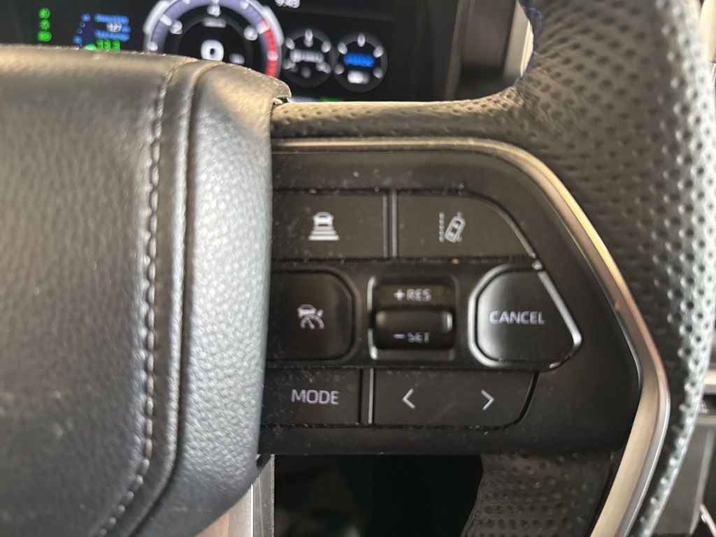 2025 Toyota Sequoia Platinum TRD Off-Road w/ HUD