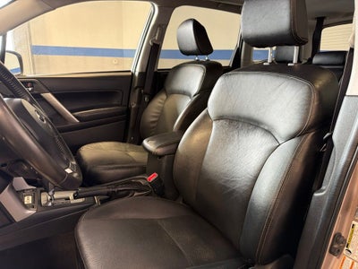 2015 Subaru Forester 2.5i Limited w/ Leather