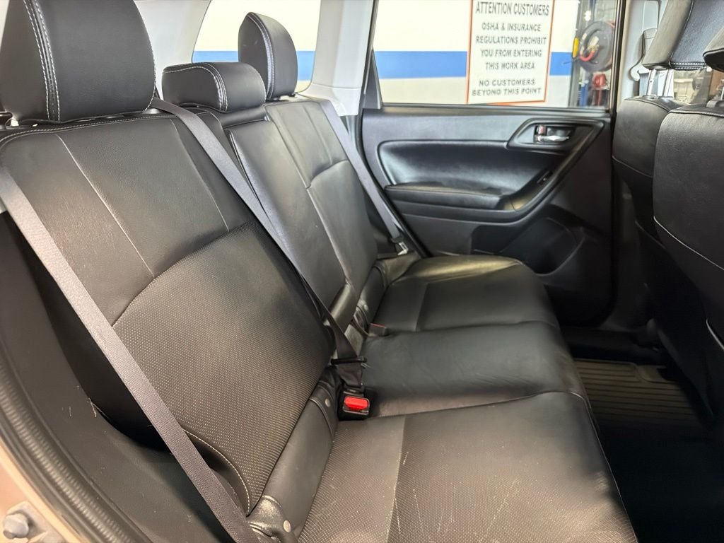 2015 Subaru Forester 2.5i Limited w/ Leather