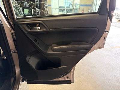 2015 Subaru Forester 2.5i Limited w/ Leather