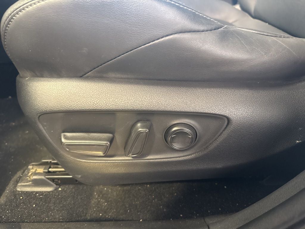 2022 Toyota Venza XLE