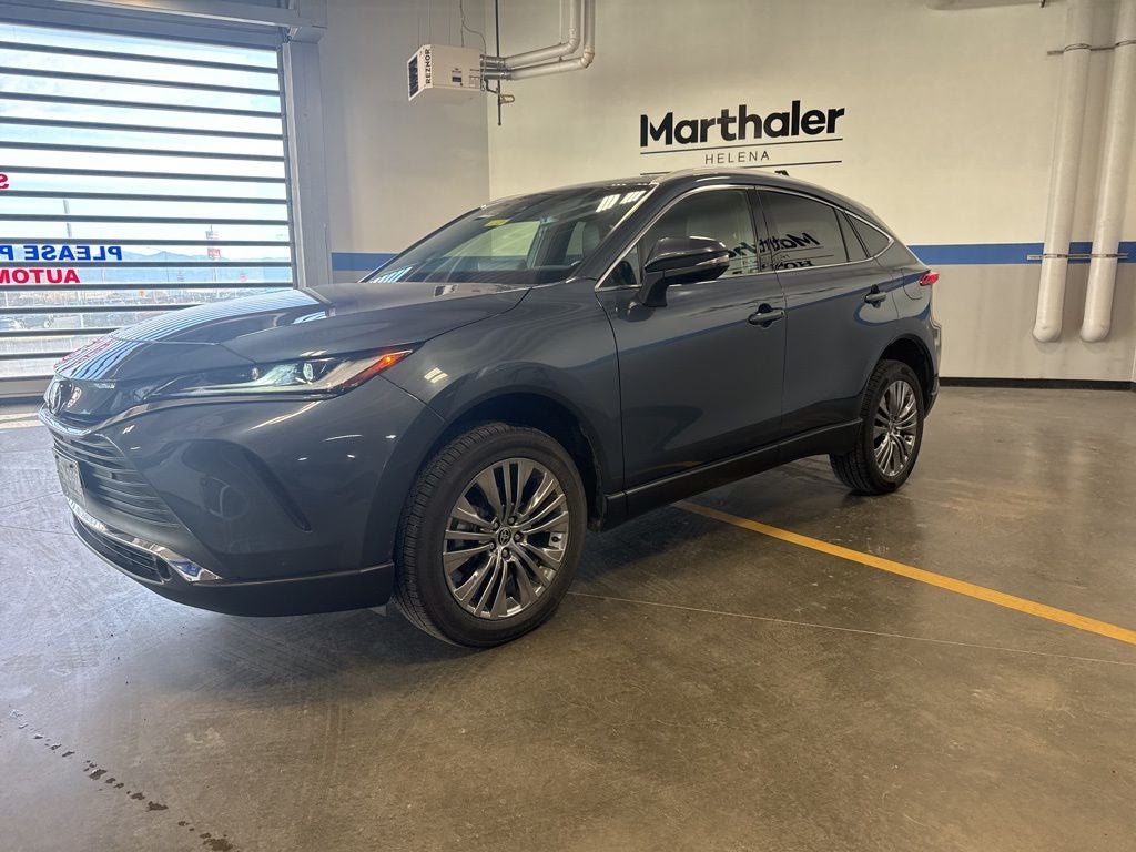 2022 Toyota Venza XLE