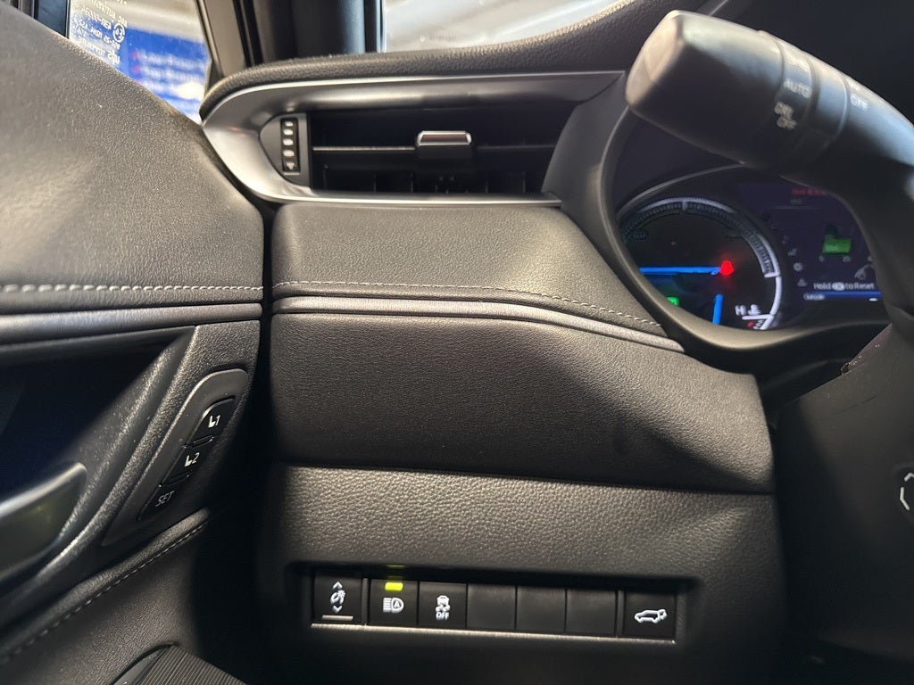 2024 Toyota Venza XLE Hybrid w/ Nav