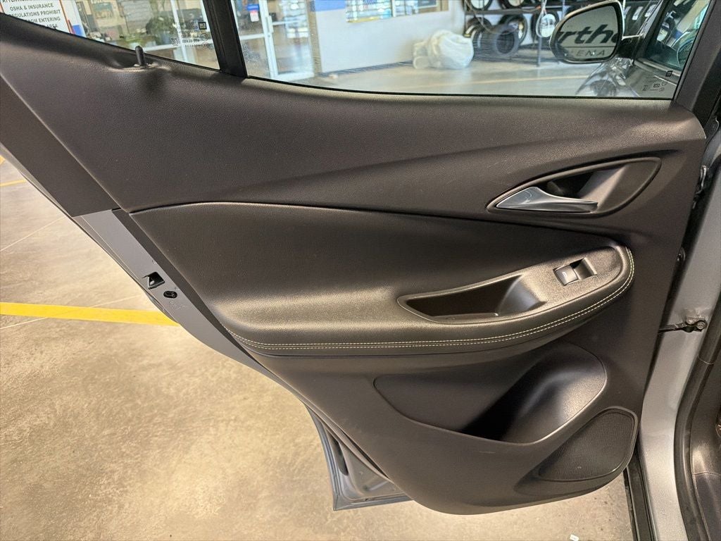 2025 Buick Encore GX Preferred 1SB w/ Nav