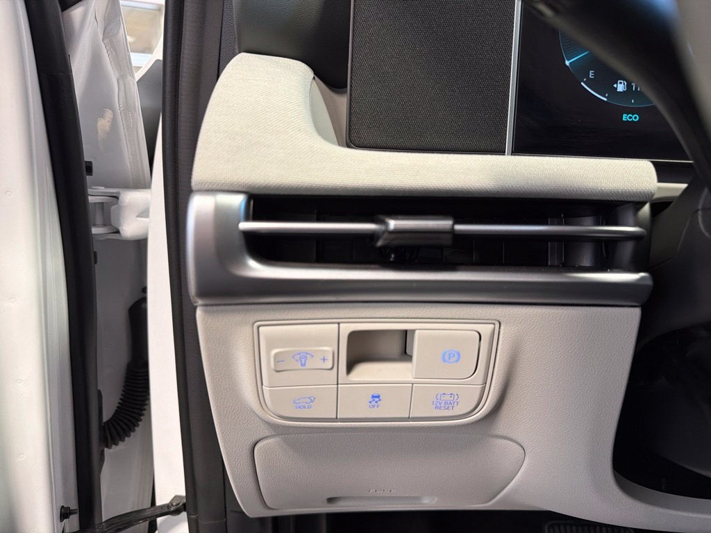 2026 Hyundai Tucson Hybrid Limited w/ Option Group 01