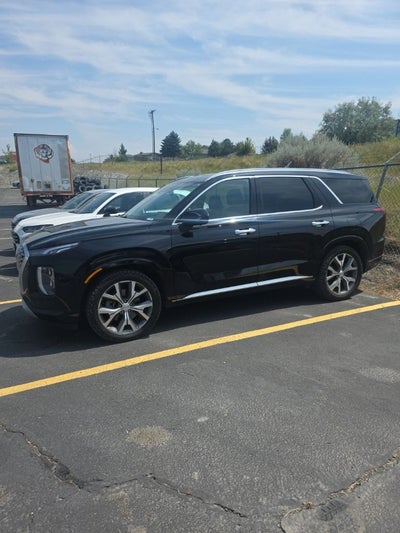 2022 Hyundai Palisade Limited w/ Cargo Pkg