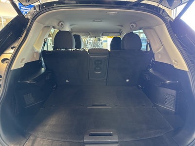 2018 Nissan Rogue SV AWD w/ Heated Seats