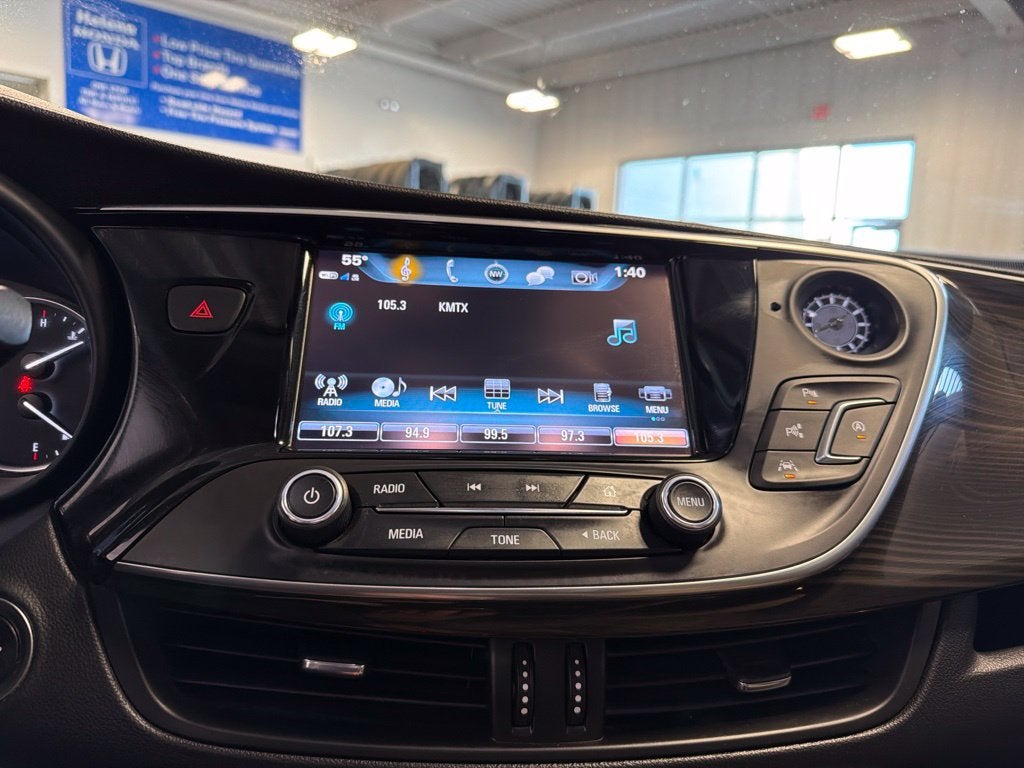 2020 Buick Envision Premium II w/ Driver Confidence Pkg