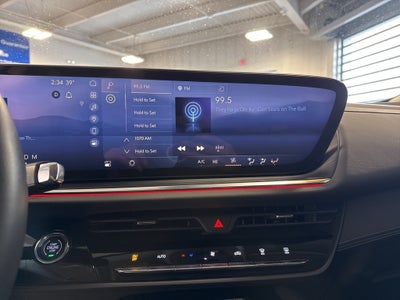 2025 Buick Envision Preferred w/ Adaptive Cruise