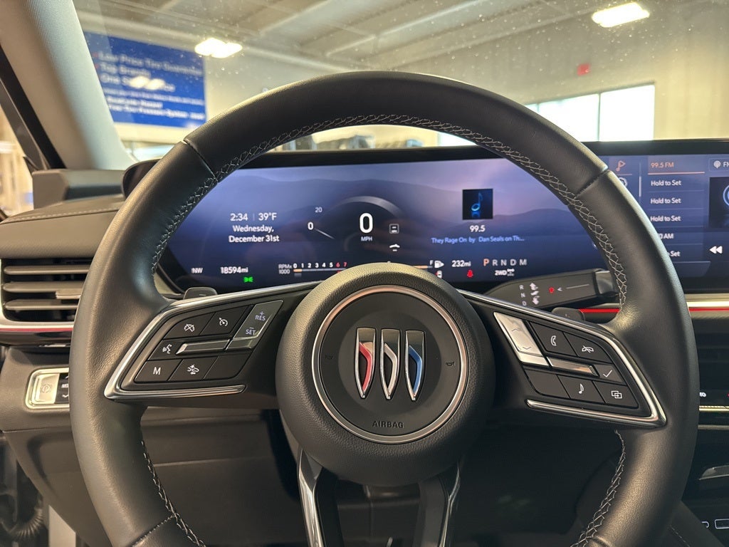 2025 Buick Envision Preferred w/ Adaptive Cruise