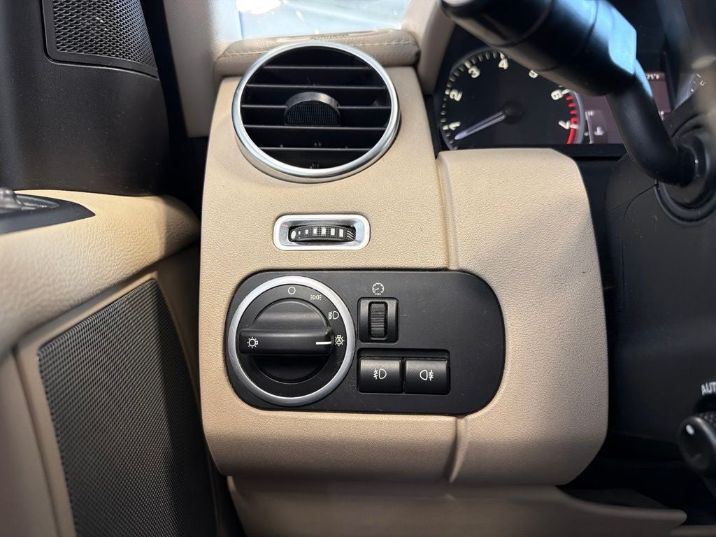 2011 Land Rover LR4 V8