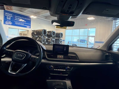 2018 Audi Q5 2.0T Premium Plus w/ Pano Roof & Nav